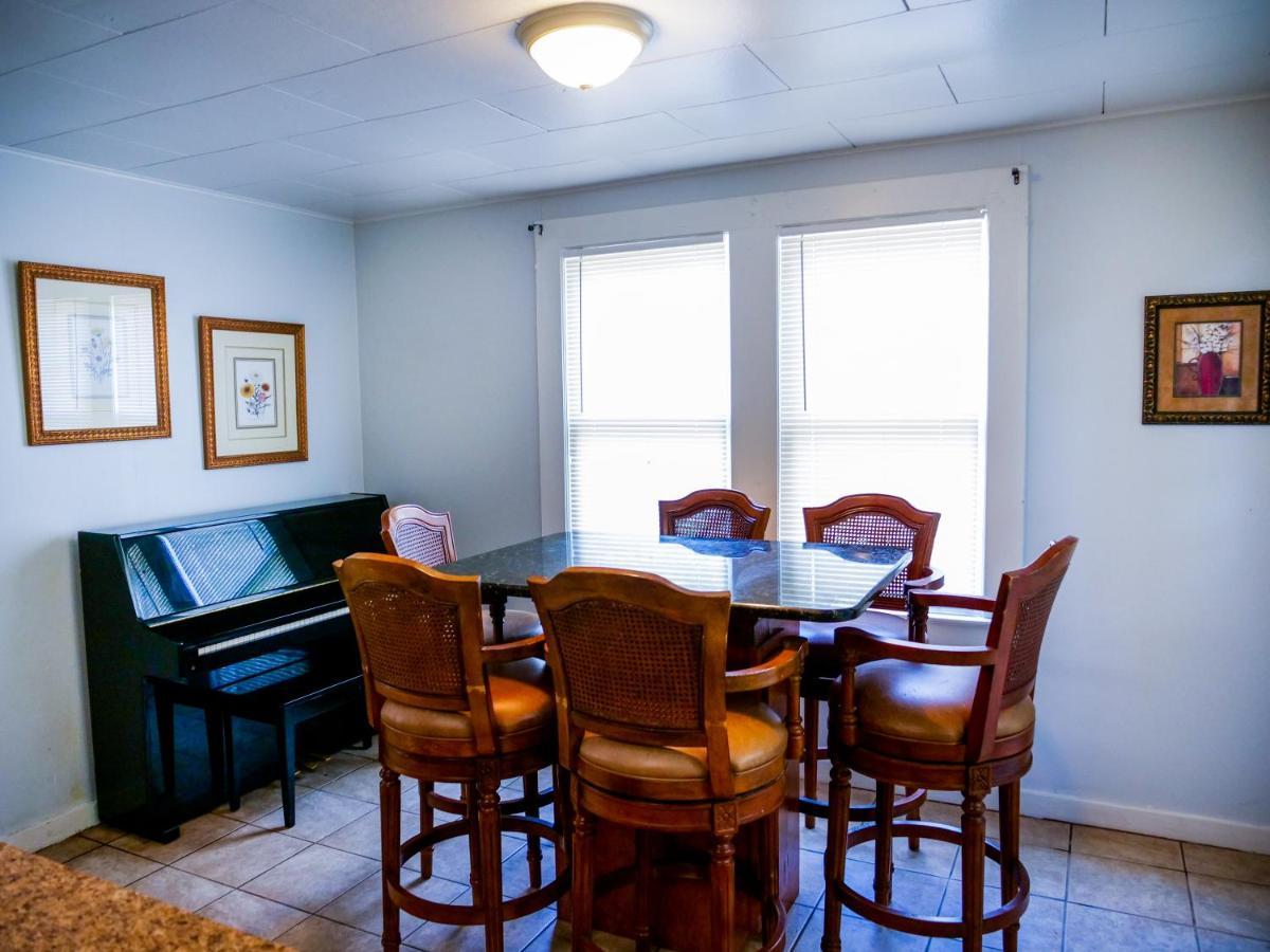 Private Home In Ocala With Fenced Yard, Piano, Central Location, Pets Welcome Esterno foto
