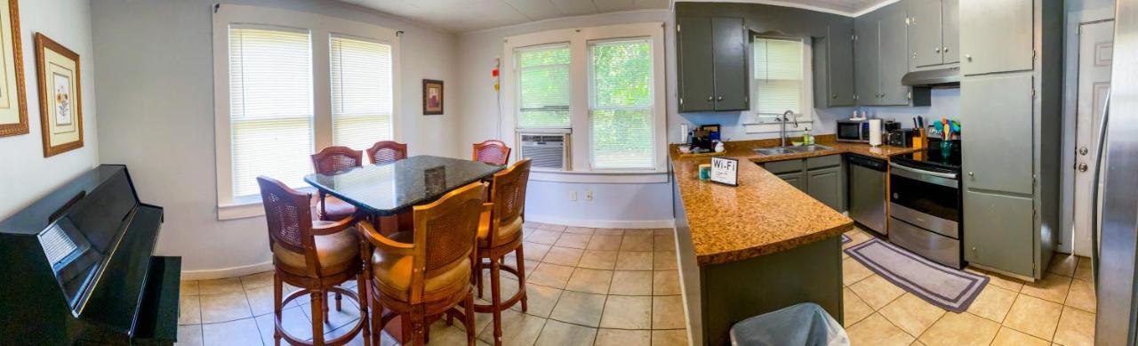 Private Home In Ocala With Fenced Yard, Piano, Central Location, Pets Welcome Esterno foto